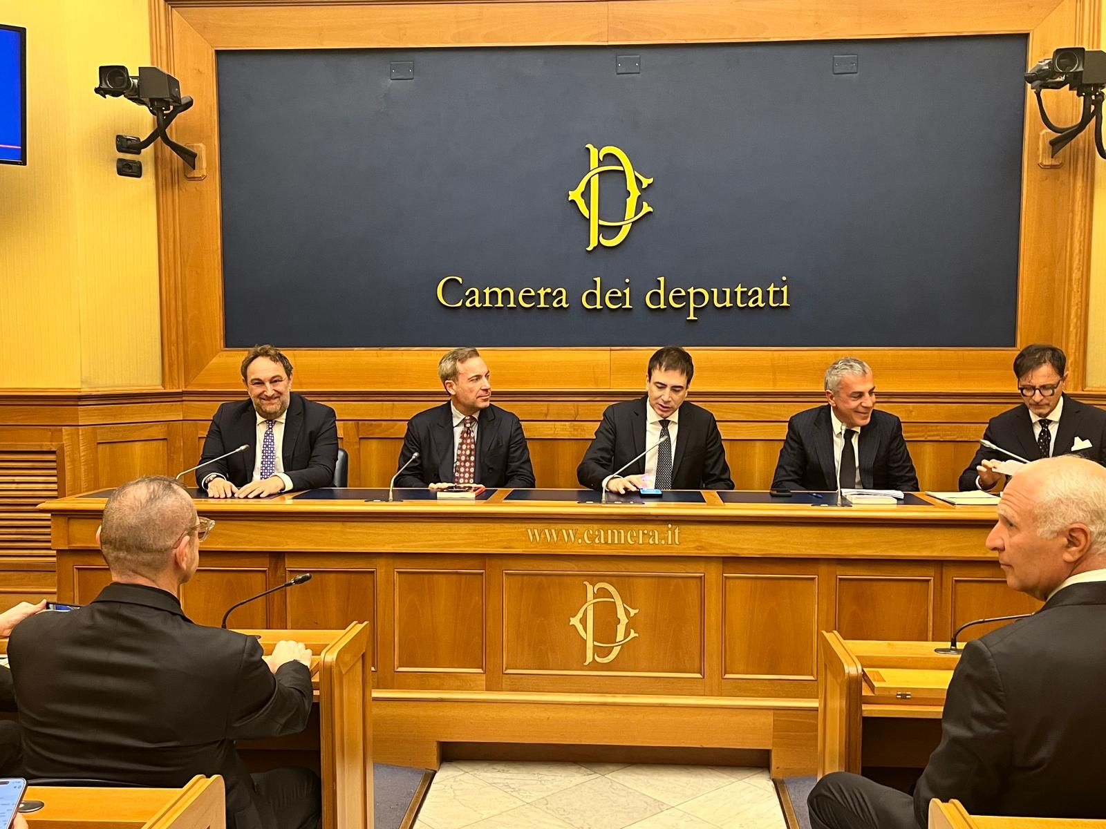 Galleria OGGI PREMIO “EXCELLENCE PUGLIESI” PER IL TURISMO A LUCA SCANDALE PUGLIAPROMOZIONE - Diapositiva 2 di 4