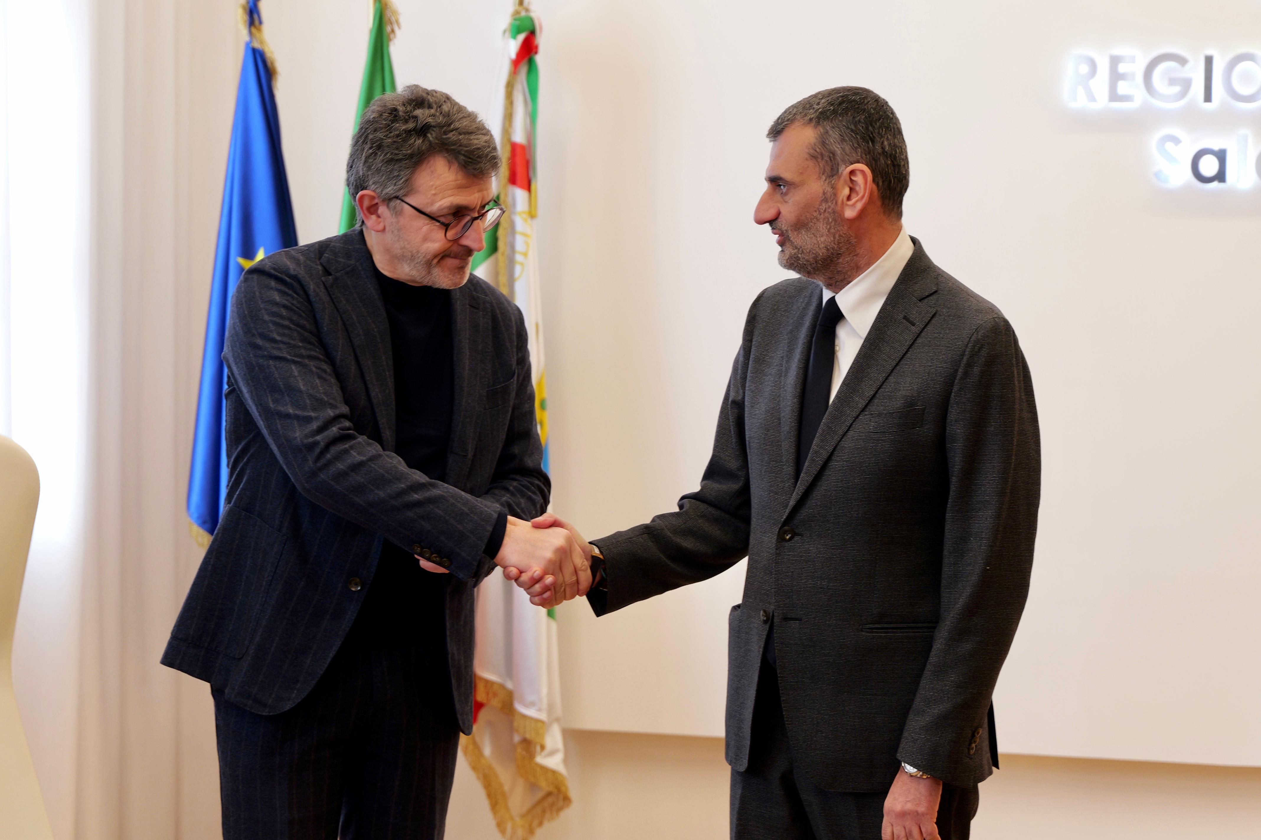 Galleria Tavolo regionale di contrasto all’abusivismo edilizio, presidente Decaro: “Regione al fianco dei Comuni. La legalità è una priorità e leva di sviluppo” - Diapositiva 3 di 7